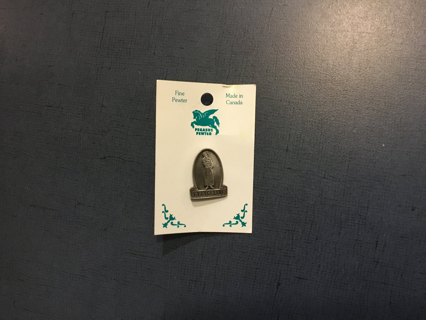 Épinglette - Évangéline