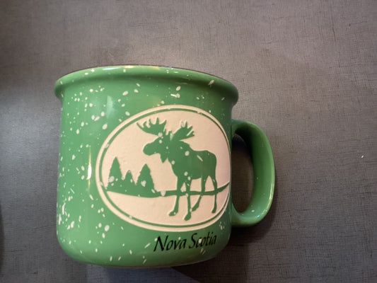 Tasse de camp : Tasse à élan vert