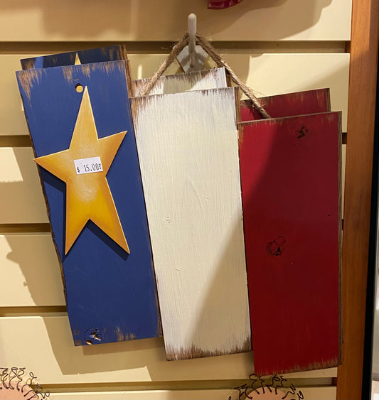 Décoration en bois : clôture à marches