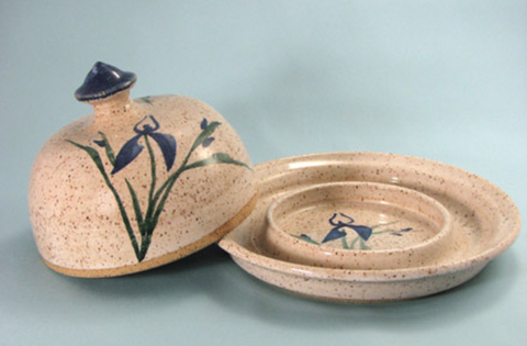 Pottery: Butter dish in the Blue Iris Collection