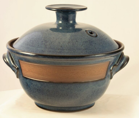 Pottery: Lidded Casserole Small (4 cups) in Island Tide Collection